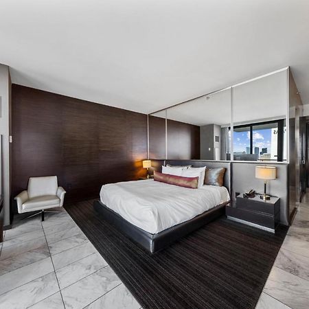 Huge Modern Luxury 17 Floor Panoramic Corner Suite With Open Balcony Las Vegas Buitenkant foto