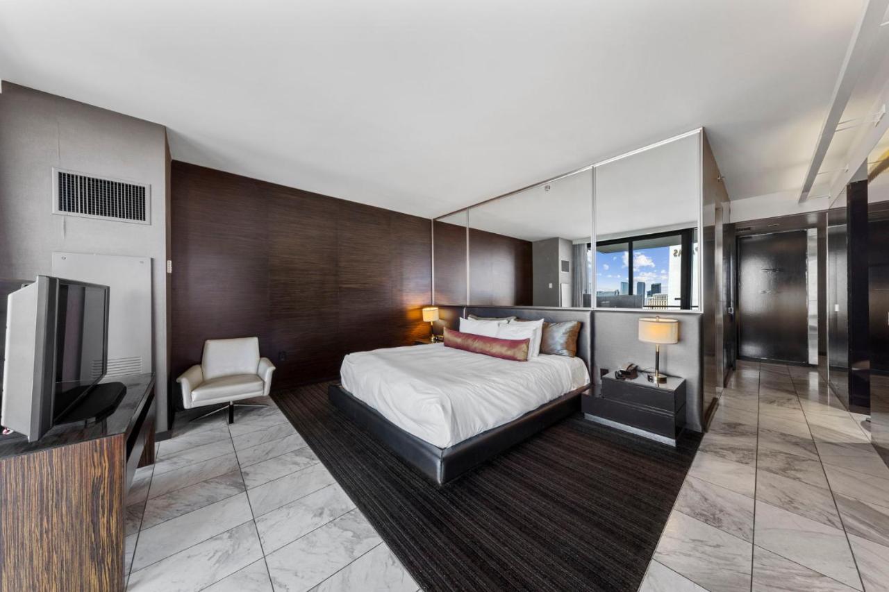 Huge Modern Luxury 17 Floor Panoramic Corner Suite With Open Balcony Las Vegas Buitenkant foto