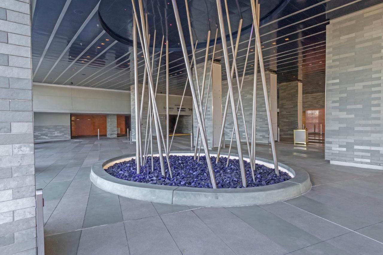Huge Modern Luxury 17 Floor Panoramic Corner Suite With Open Balcony Las Vegas Buitenkant foto