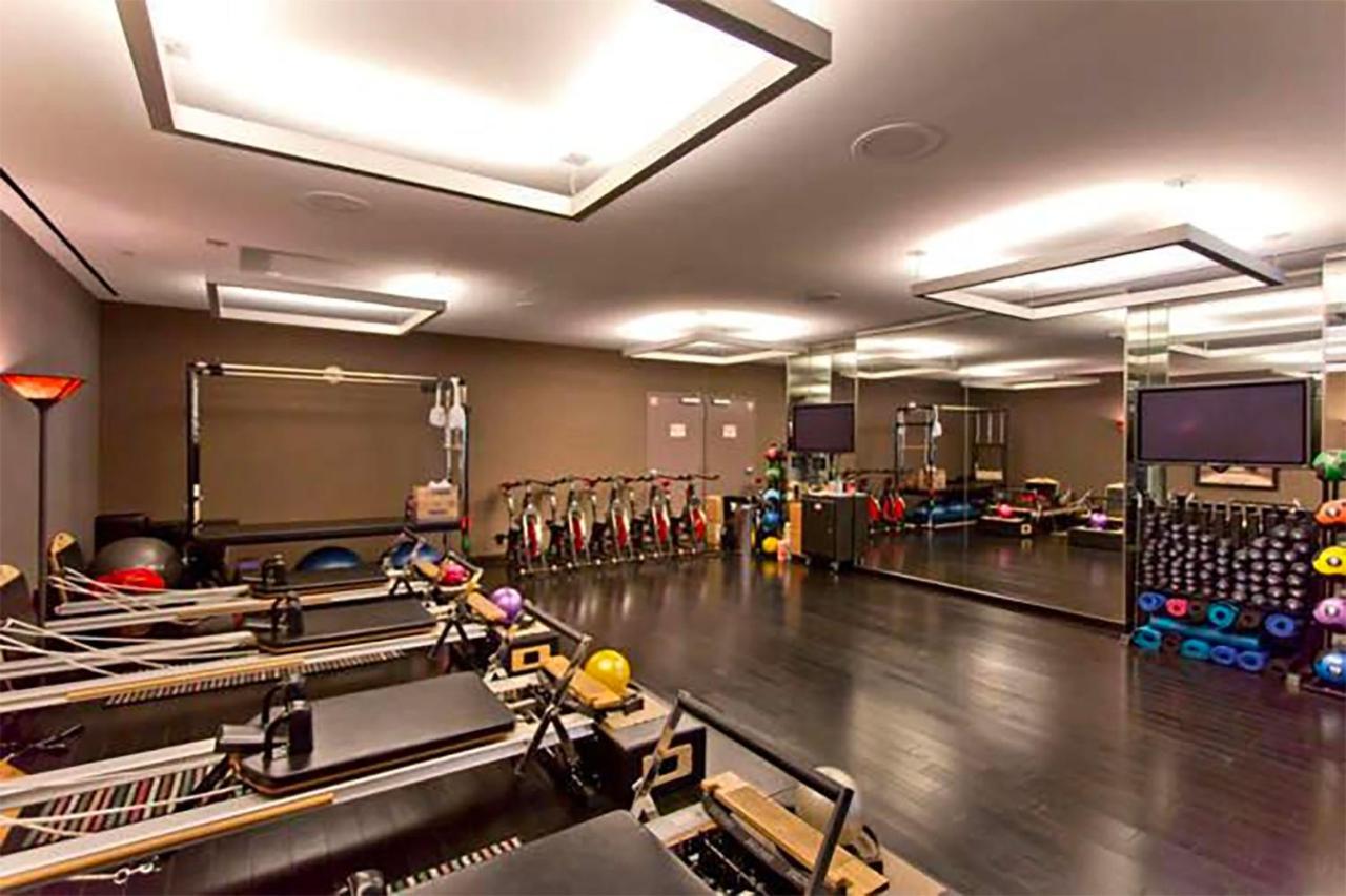 Huge Modern Luxury 17 Floor Panoramic Corner Suite With Open Balcony Las Vegas Buitenkant foto
