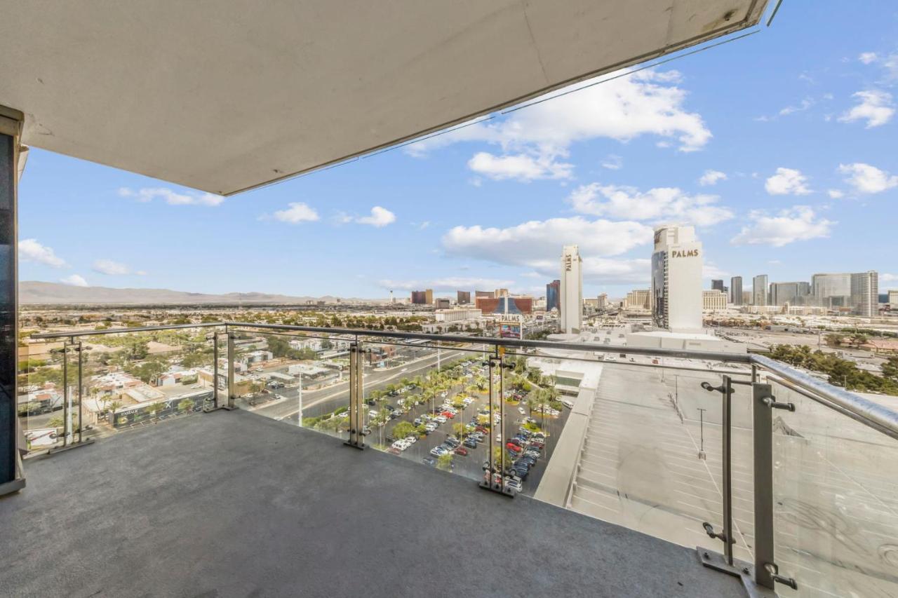 Huge Modern Luxury 17 Floor Panoramic Corner Suite With Open Balcony Las Vegas Buitenkant foto