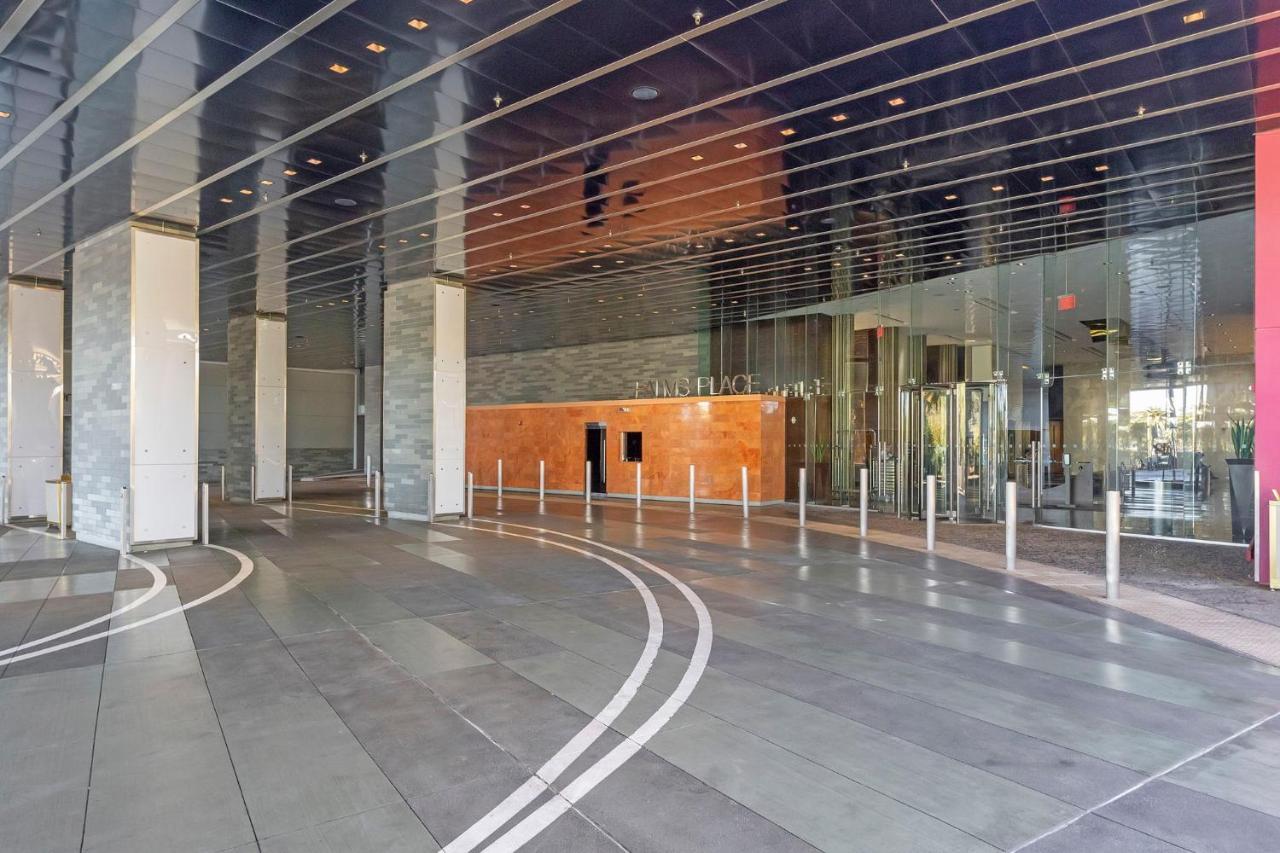 Huge Modern Luxury 17 Floor Panoramic Corner Suite With Open Balcony Las Vegas Buitenkant foto