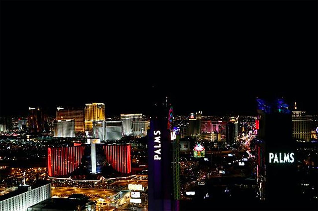 Huge Modern Luxury 17 Floor Panoramic Corner Suite With Open Balcony Las Vegas Buitenkant foto
